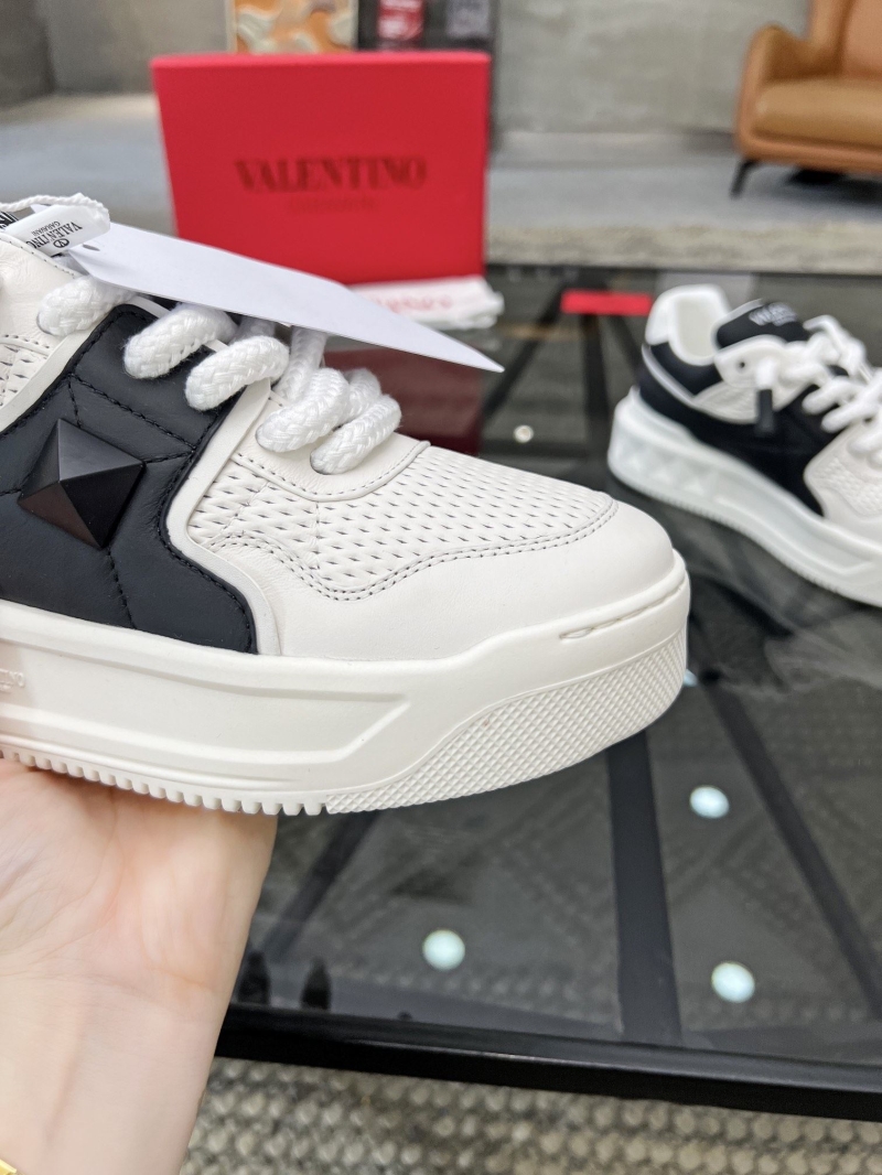 Valentino Sneakers